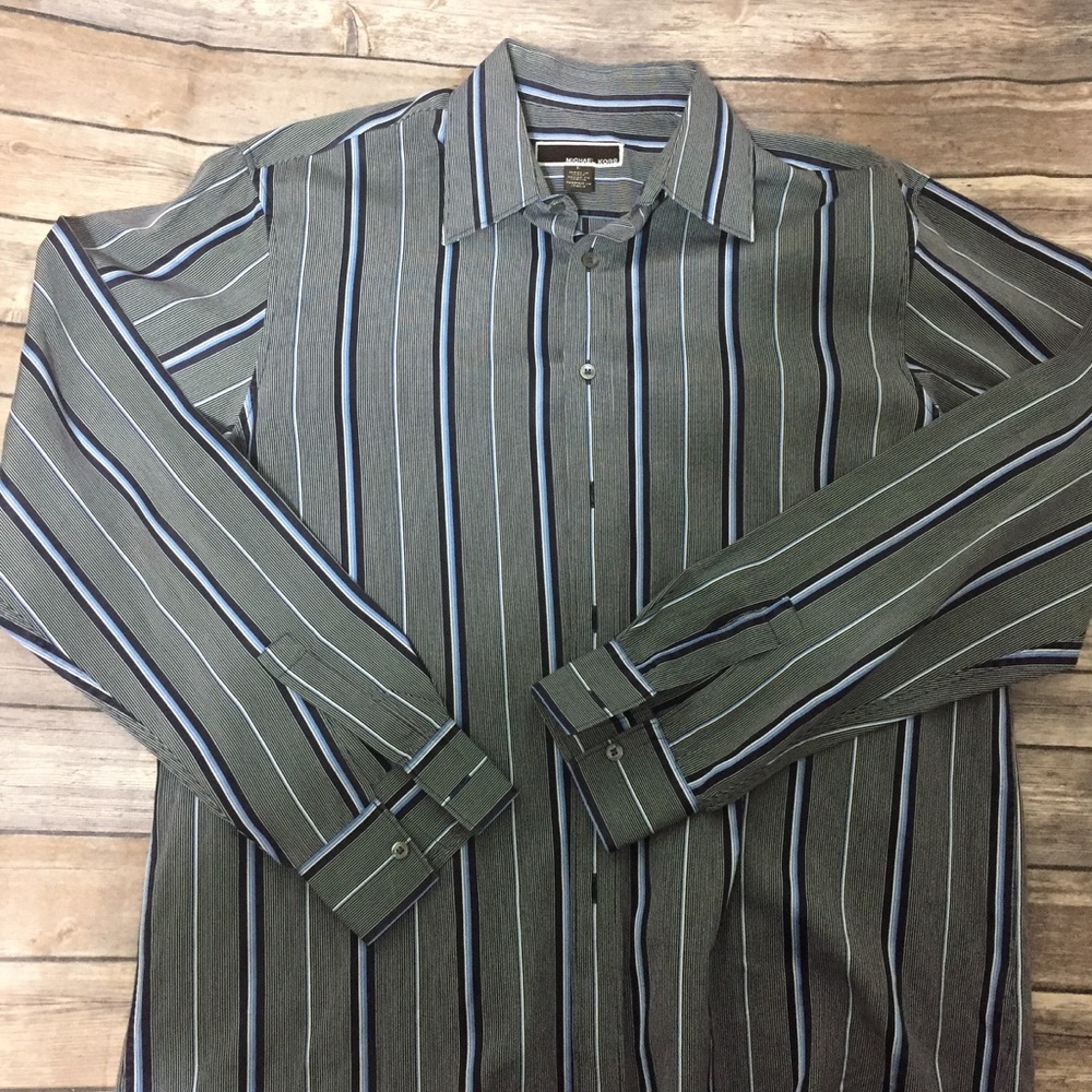 Micheal kors button up shirt size L